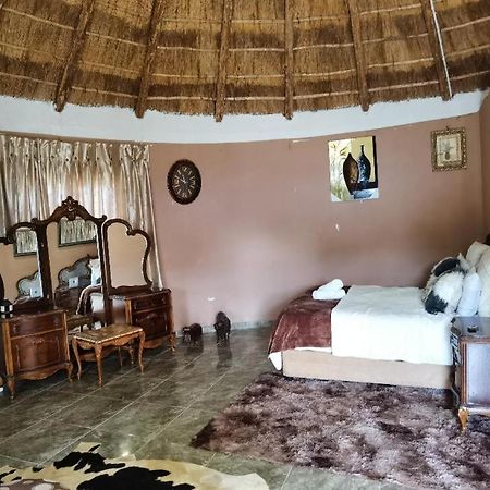 Апартаменты The Round House Manguzi Экстерьер фото